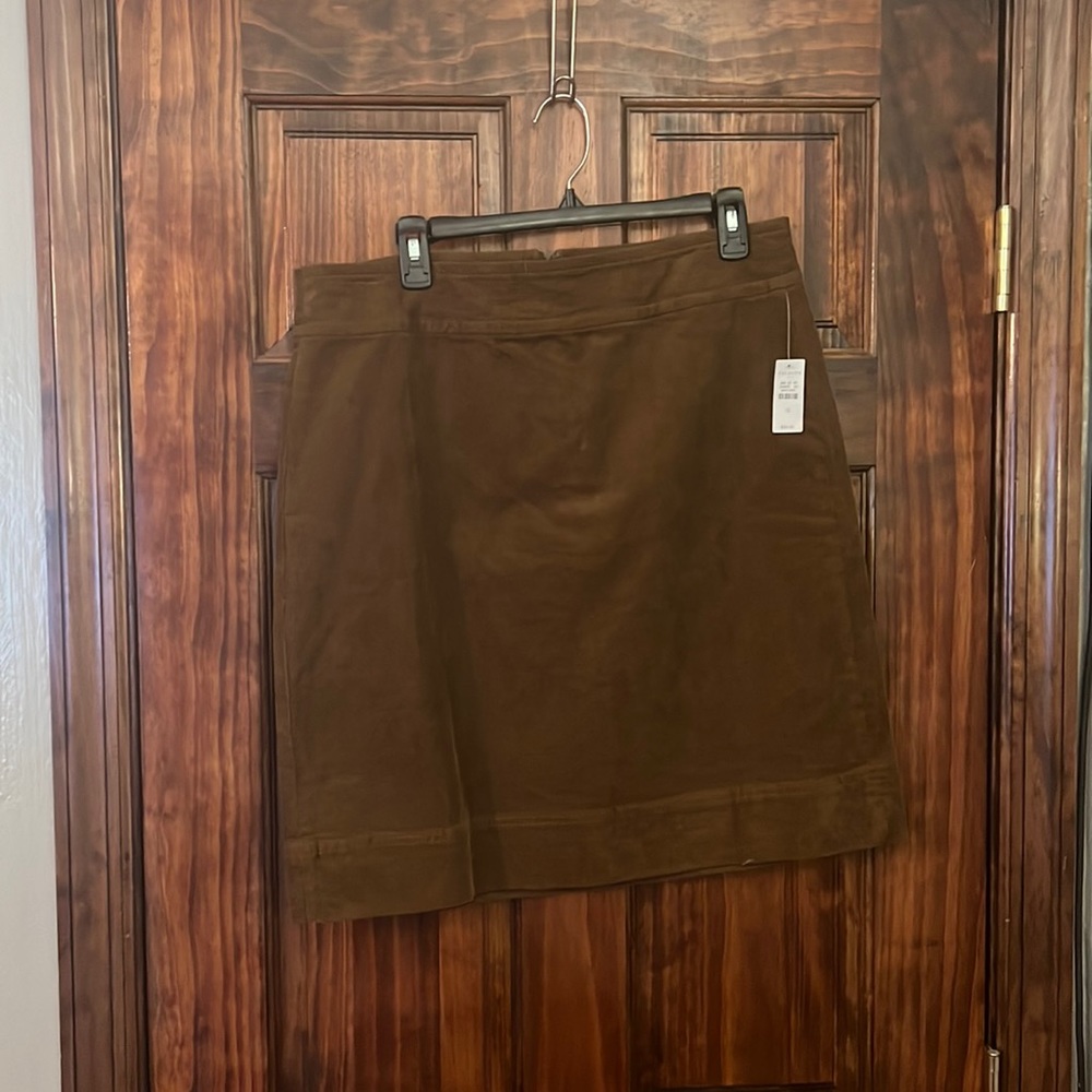 Brown corduroy skirt